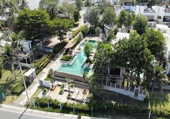 Pranaluxe Pool Villa Holiday Home