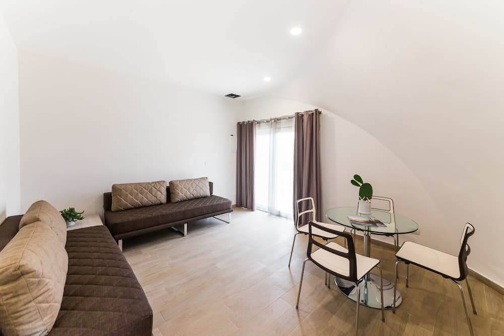 Torre Cintola Greenblu Sea Emotions