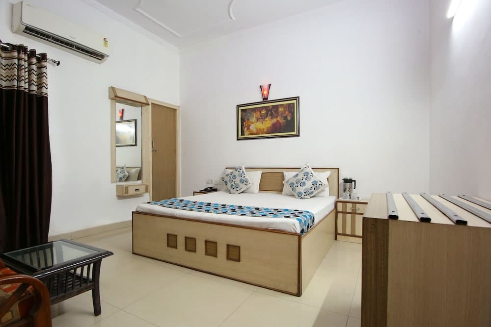 Hotel Riya Palace - Idgah Railway Station Agra