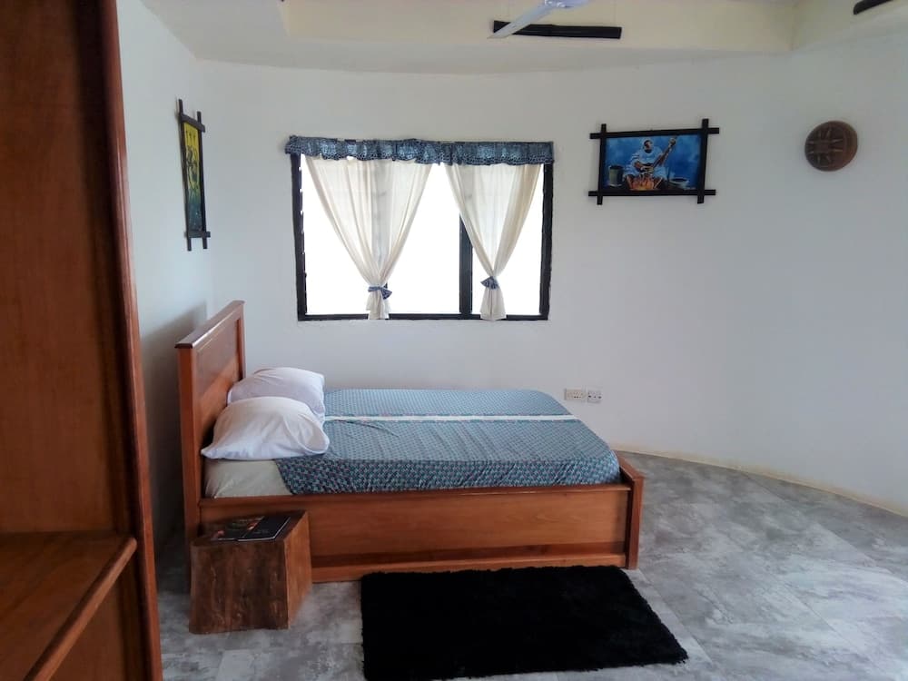 Busua Paradiso Beach Resort