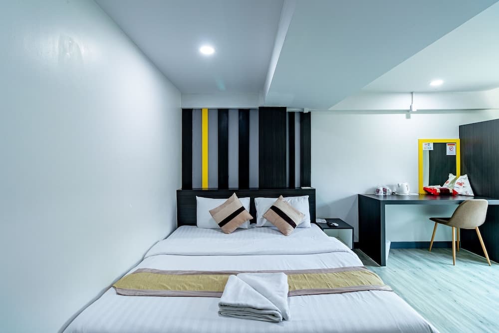 Riski Residence Bangbuathong