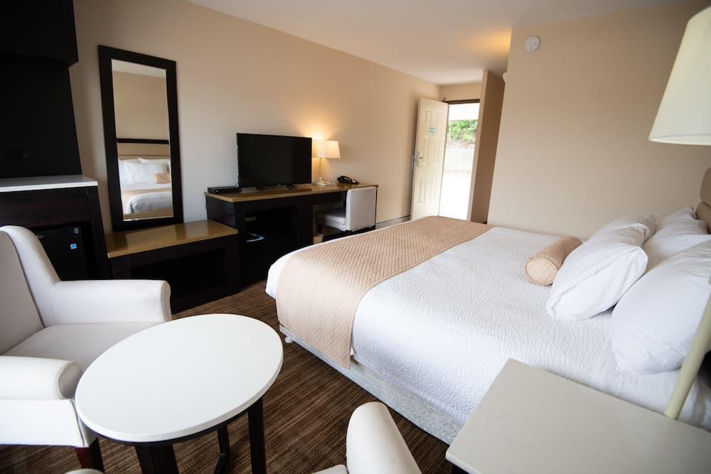 North Star Inn & Suites