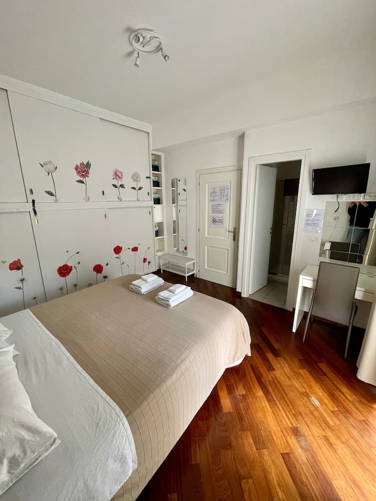 Garden of Rome Guesthouse