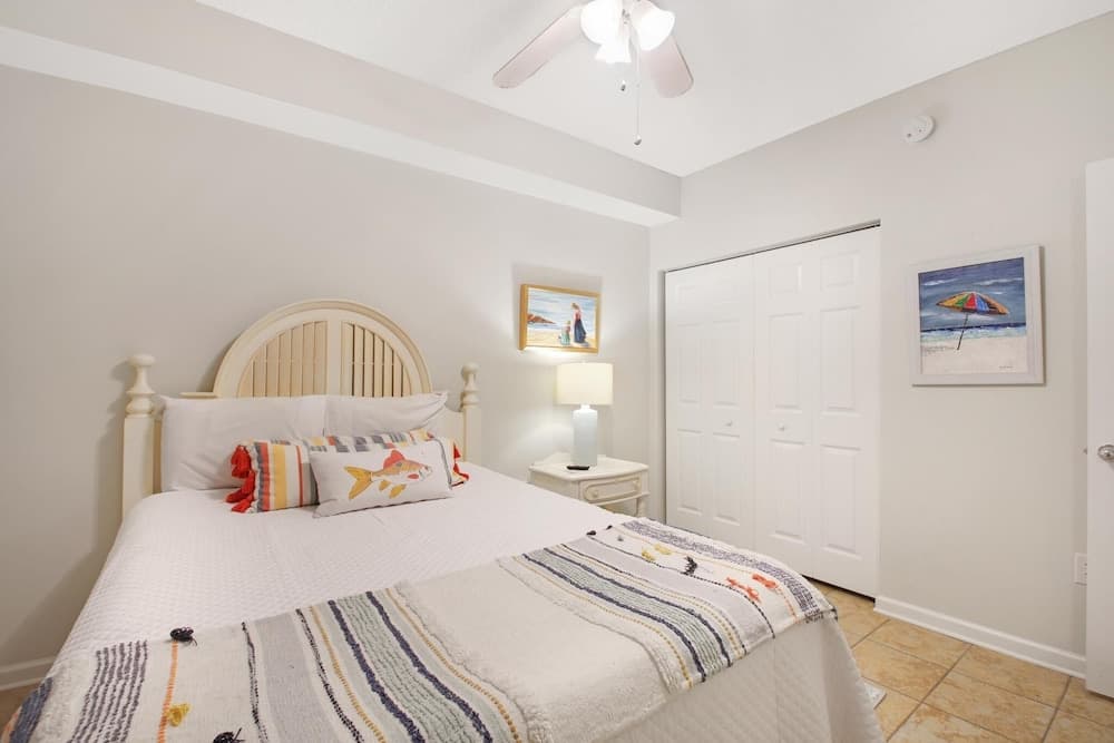 Beach Club Bristol 201 3 Bedroom Condo by Redawning