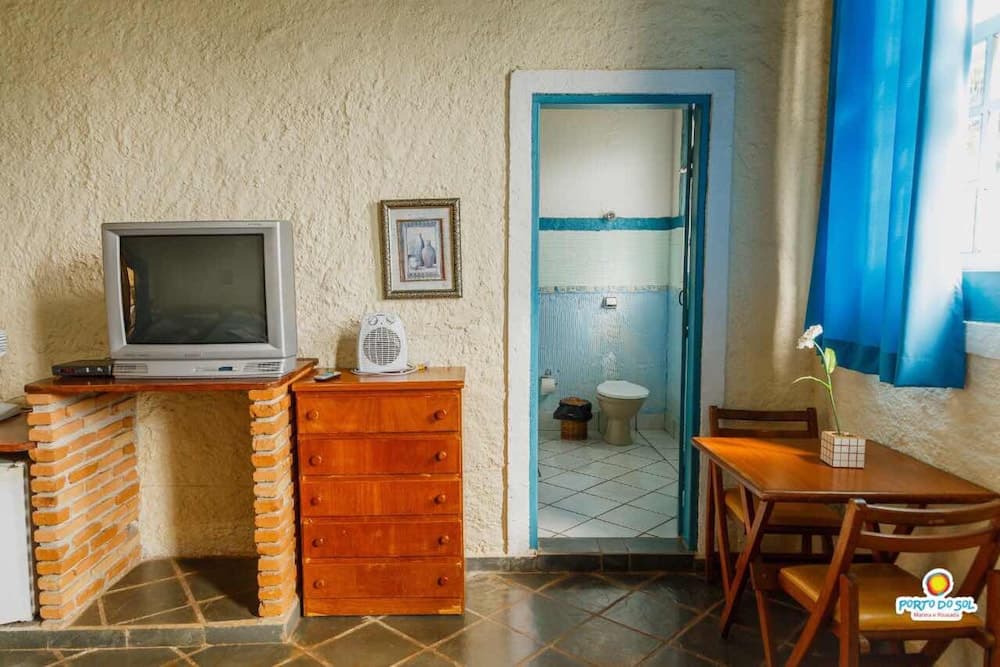 Marina e Pousada Porto do Sol