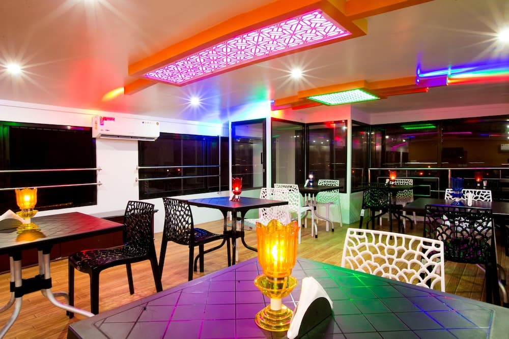 Tharangini Houseboats