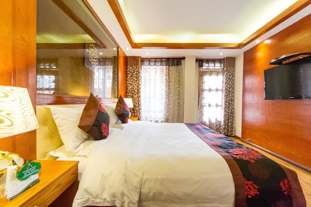 Lijiang Bairui Vacation Hotel