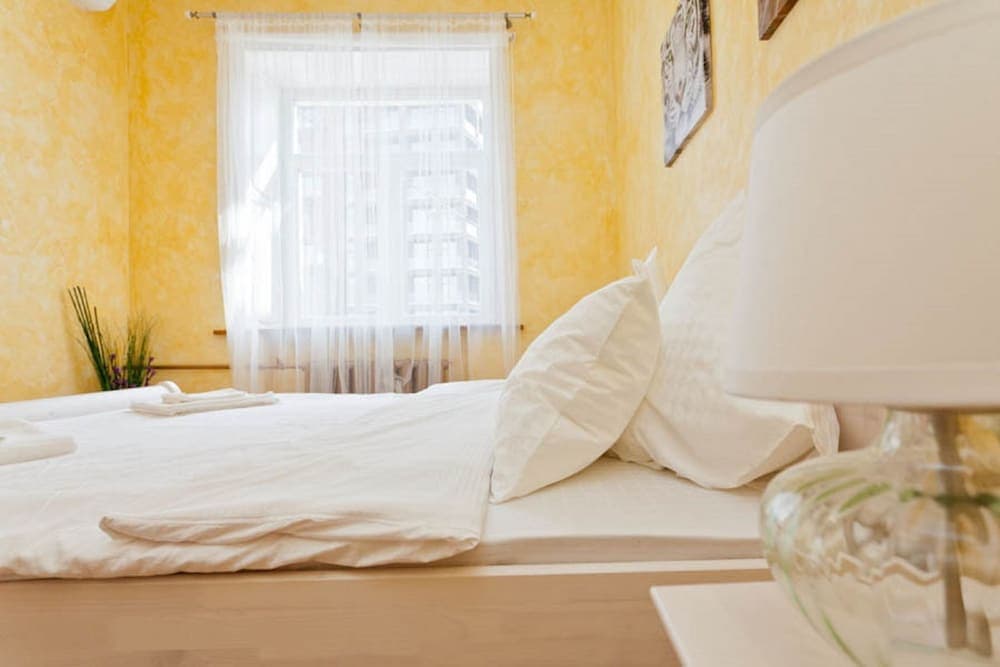 LUXKV Apartment on Teterenskiy