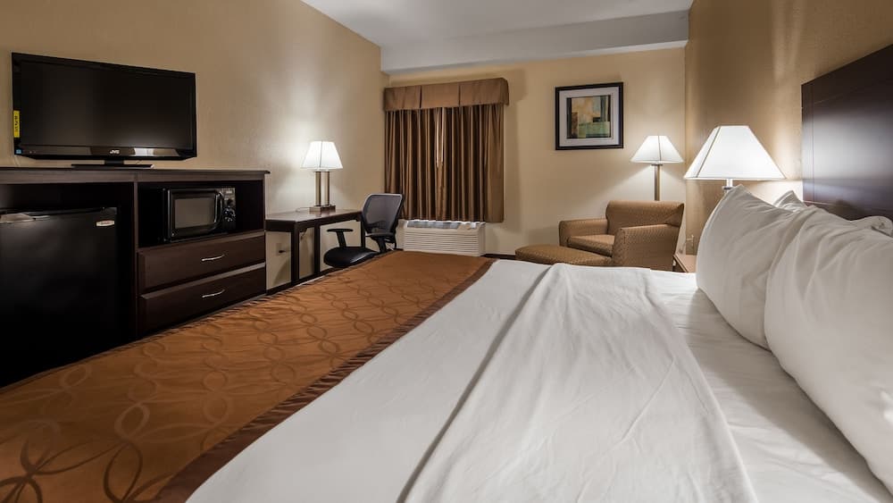 Quality Inn & Suites Southport