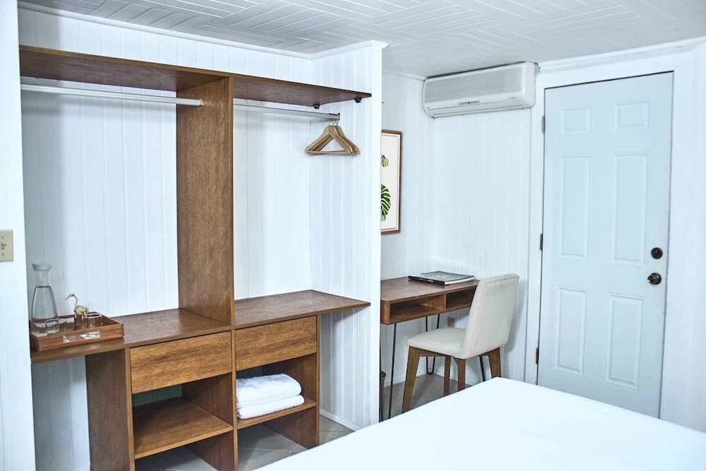 Jungle Experiences La Perla