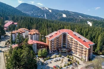 Flora hotel apartments