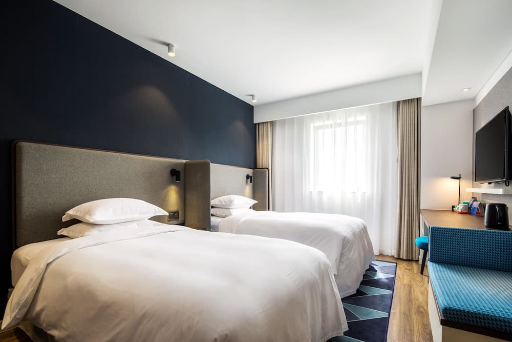 Holiday Inn Express Shaoxing Paojiang by IHG