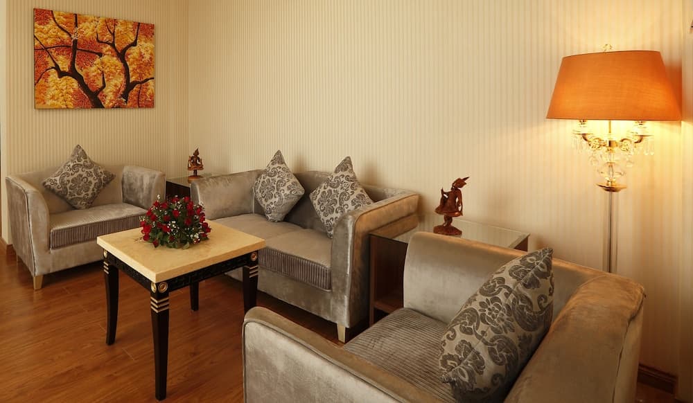 Horizon Lake View Resort Hotel