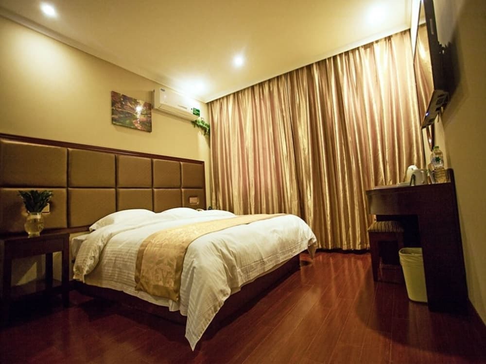 GreenTree Inn Jianyan Renmin Middle Road Estern Sleepless City Pedestrian Express Hotel