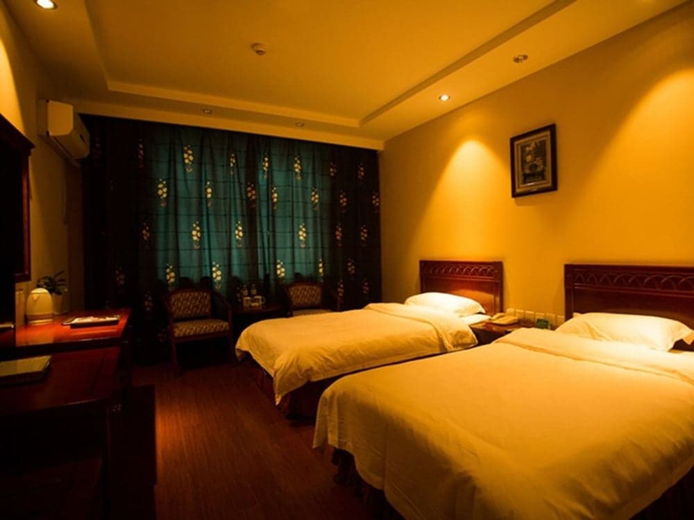 GreenTree Aliiance Weifang Zhucheng Heping Street Huayang Hotel