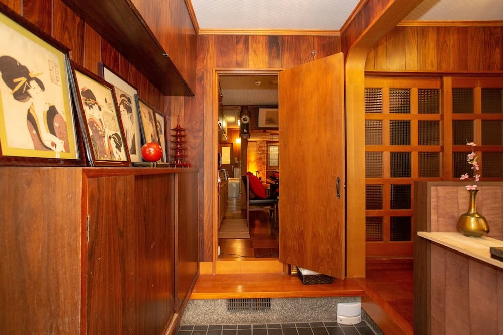 Miyabi Shijo Kawaramachi