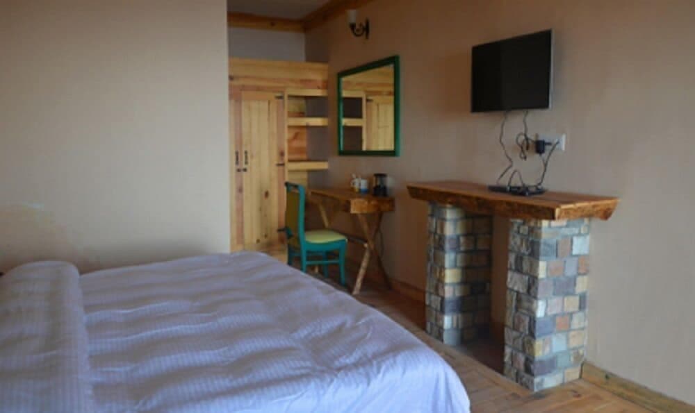 The Cliffe Cafe & Cottages