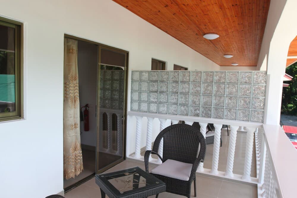 Tourterelle Holiday Home