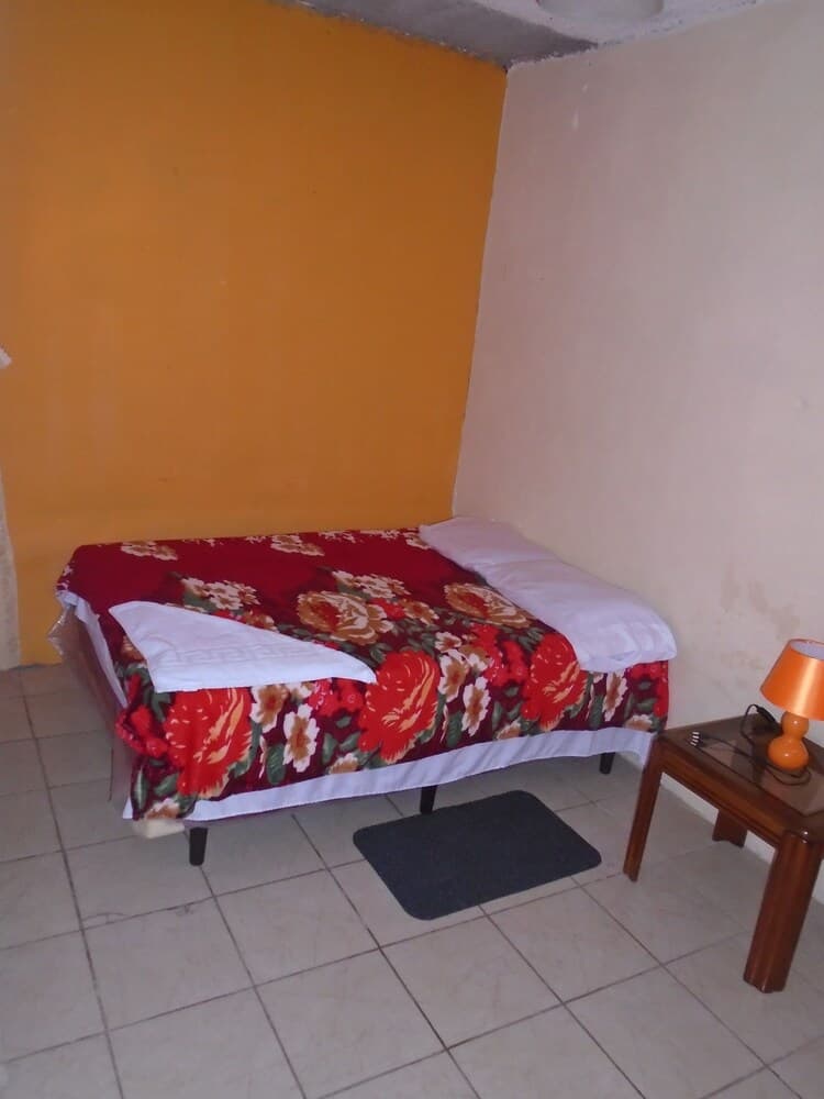Cardenas Hostal