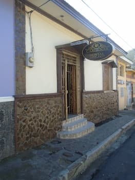 Cardenas Hostal