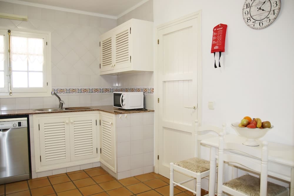 G Rentals Villa Binigo