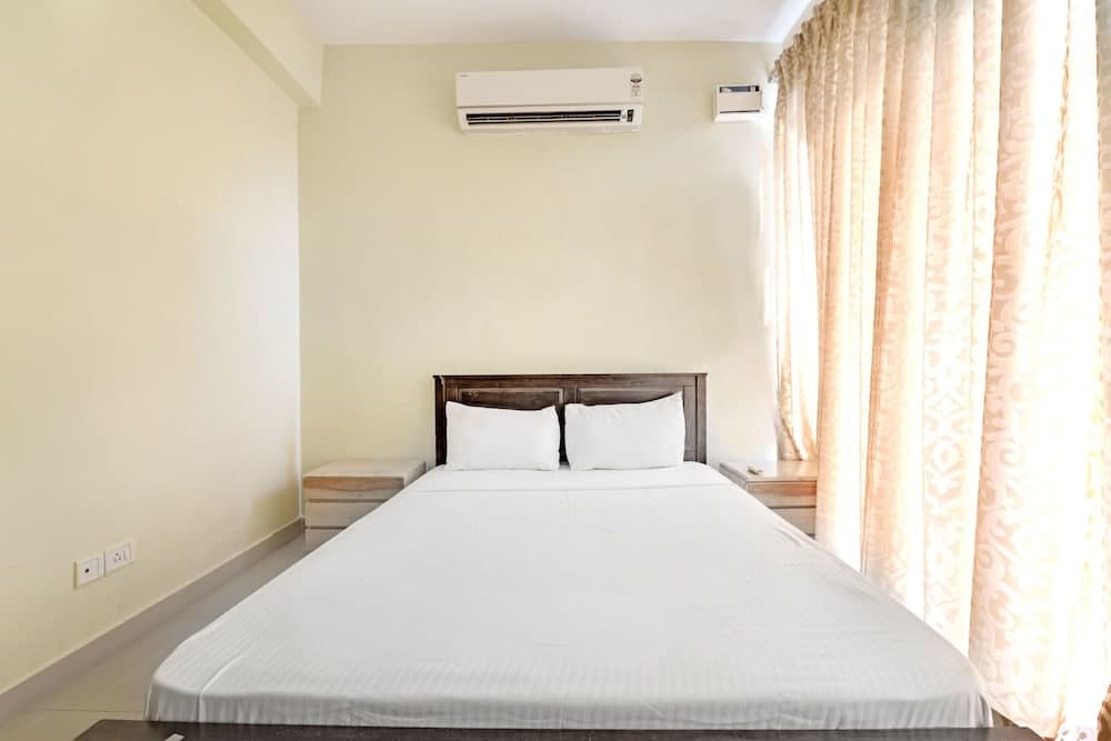 GuestHouser 2 BHK Apartment 621c