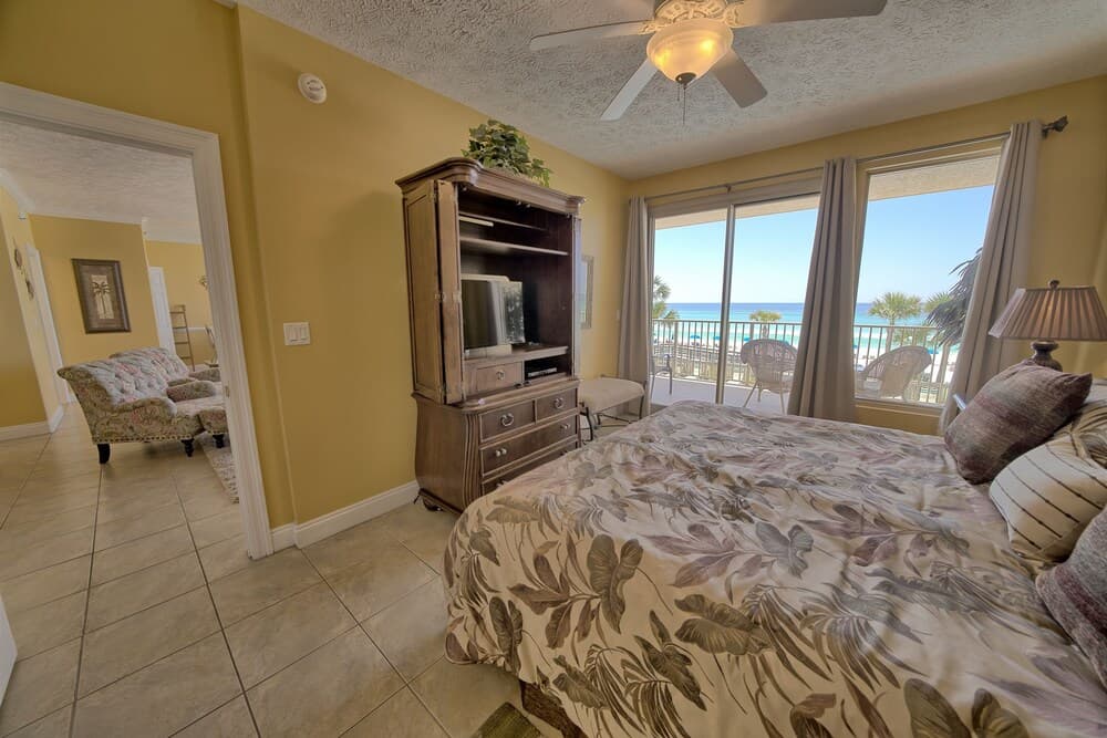 Gulf Crest Condominium #0205 - 2 Br Condo