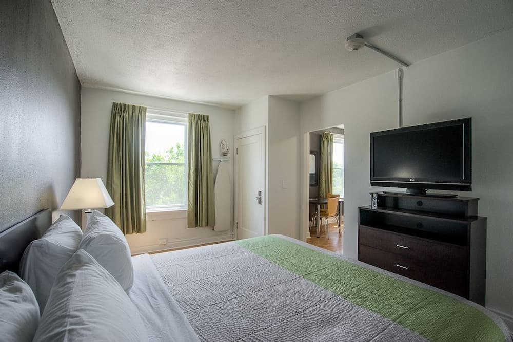 Quality Inn & Suites Kansas City Downtown