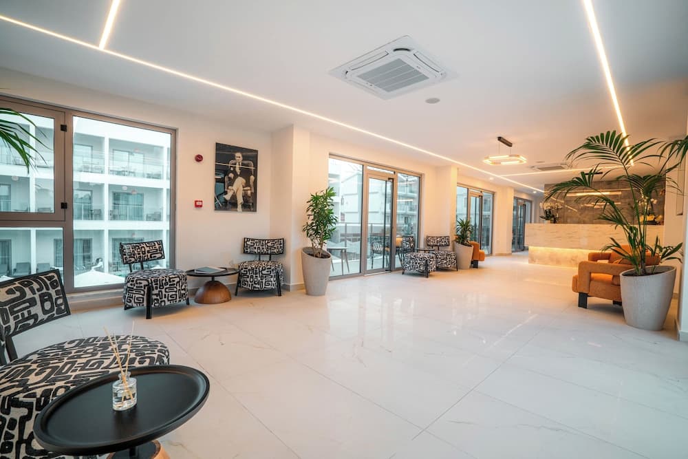 Victoria Princess Hotel