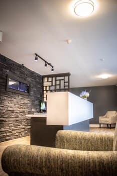 Newfound Inn & Suites