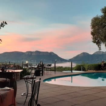 La Montagne Guest Lodge