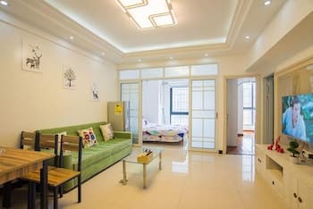 Xin Wo Hotel Apartment Railway Station