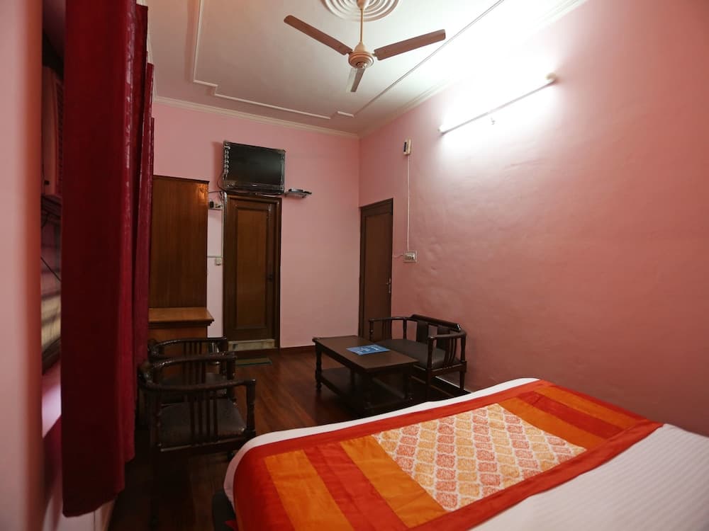 OYO 6001 Hotel City Palace