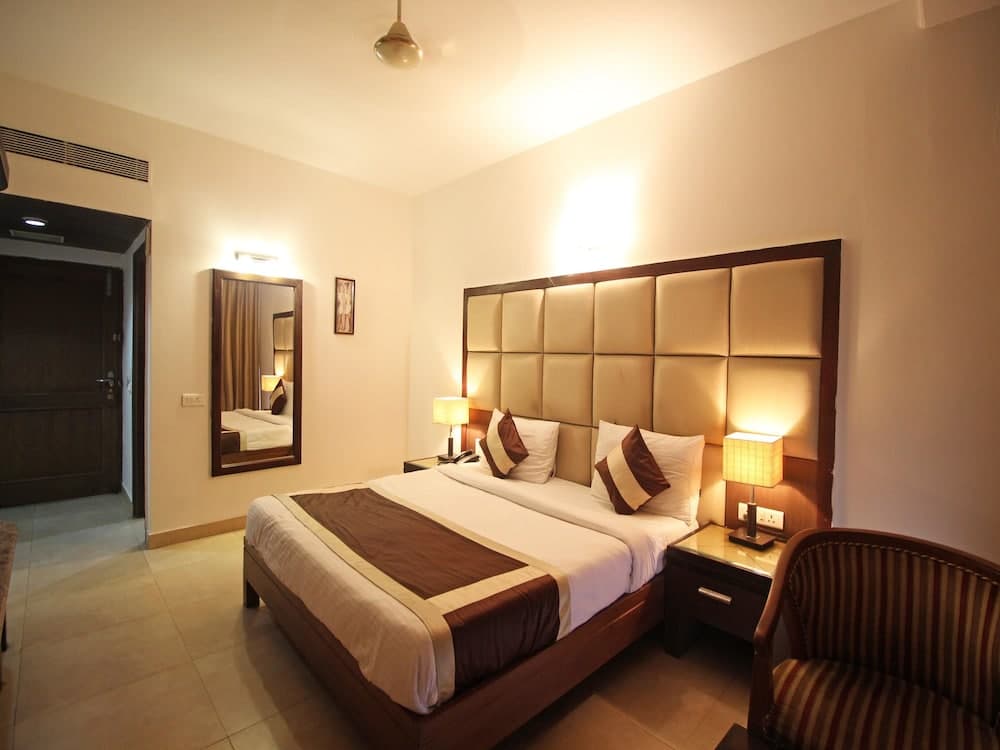 OYO 6438 Hotel Valley Plaza