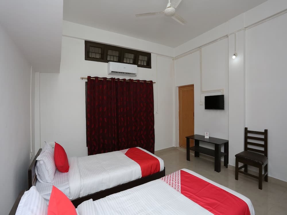 OYO 10912 Nirman Residency