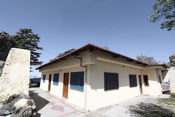 OYO 12437 Home Valley View 2BHK Villa Gun Hill