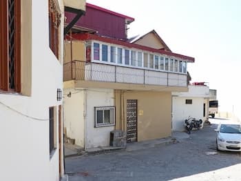 OYO 12828 Home Mountain Glory Homestay