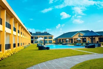 Tropical Retreat Luxury Resort and Spa