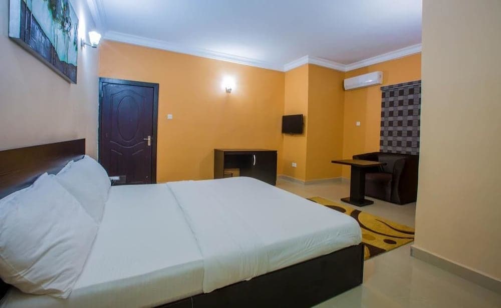 Frankeyz Haven Suites