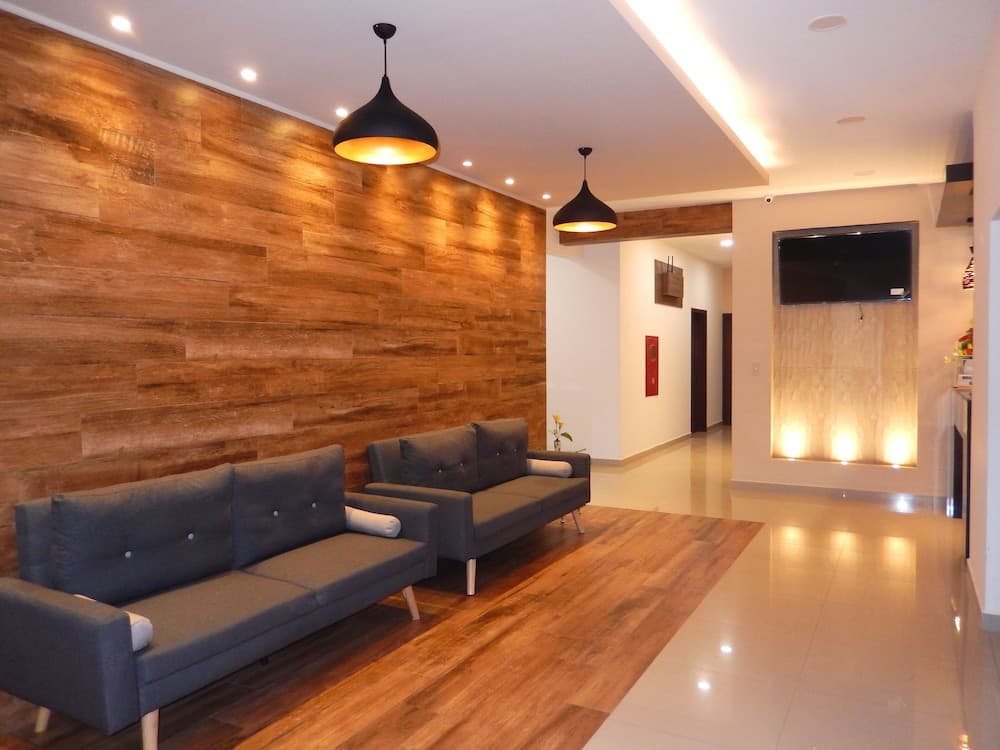 Premium Suites Deluxe Aparthotel Equipetrol