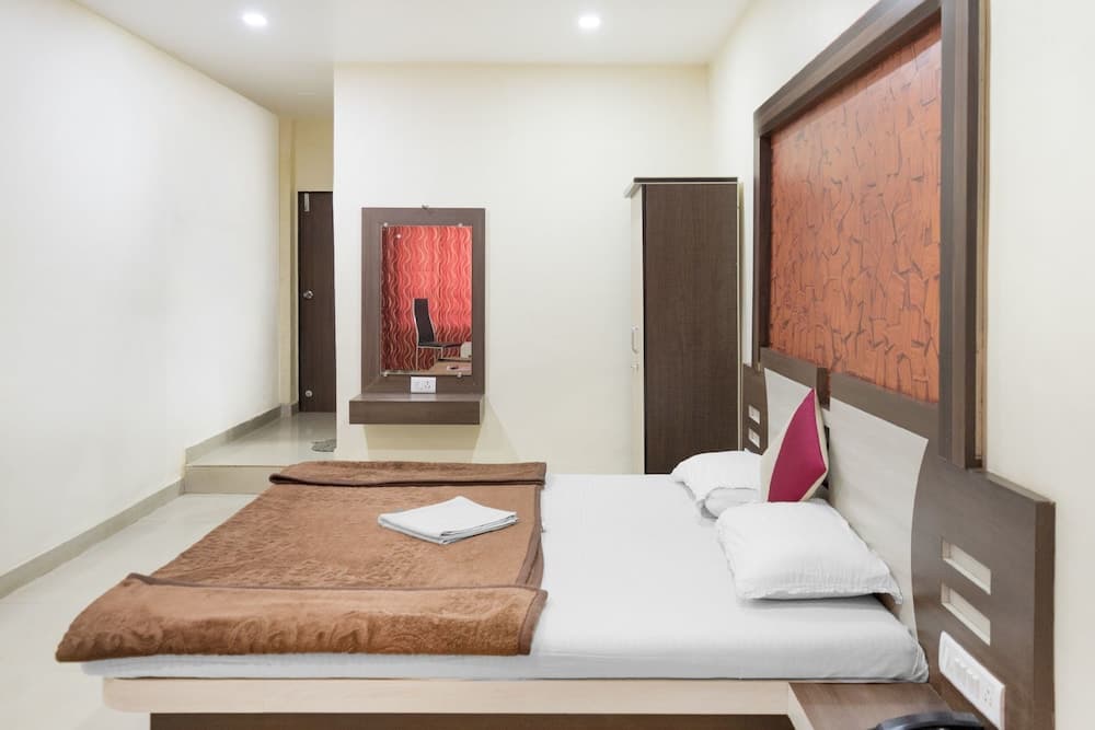 GuestHouser 1 BR Guest house e30e