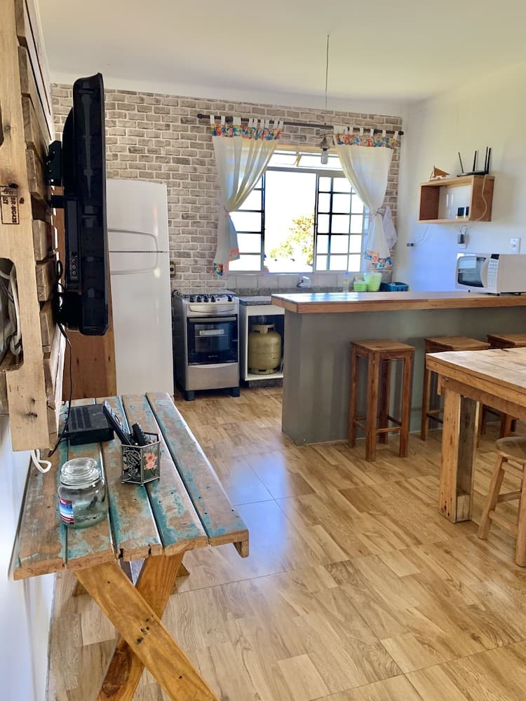 Charme e Aconchego - Casa para 10 pessoas com 3 quartos