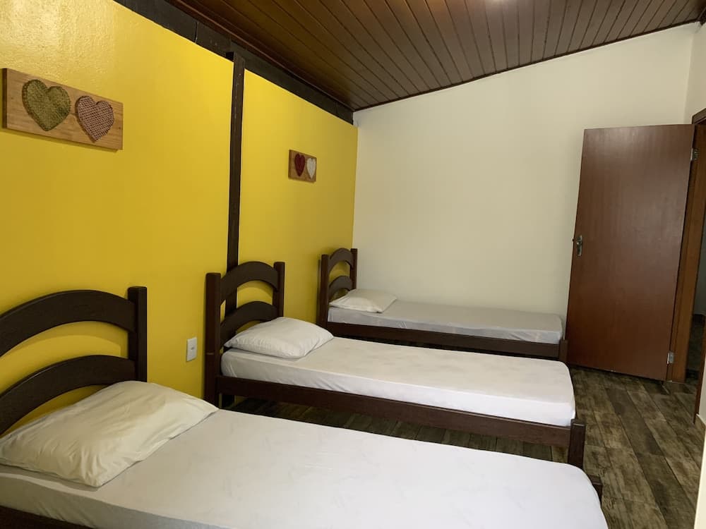 Vista do Lago - Casa para 16 pessoas com 4 quartos