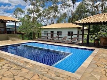 Paz e Tranquilidade - Casa para 15 pessoas com 5 quartos