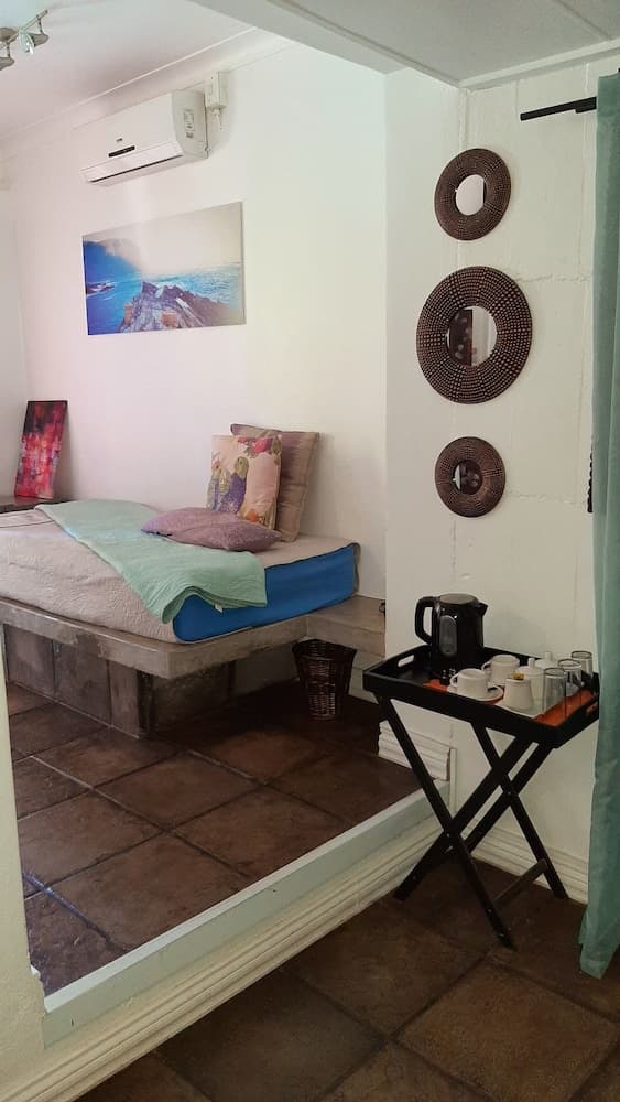 Herberg Guest House & Coffee Shop