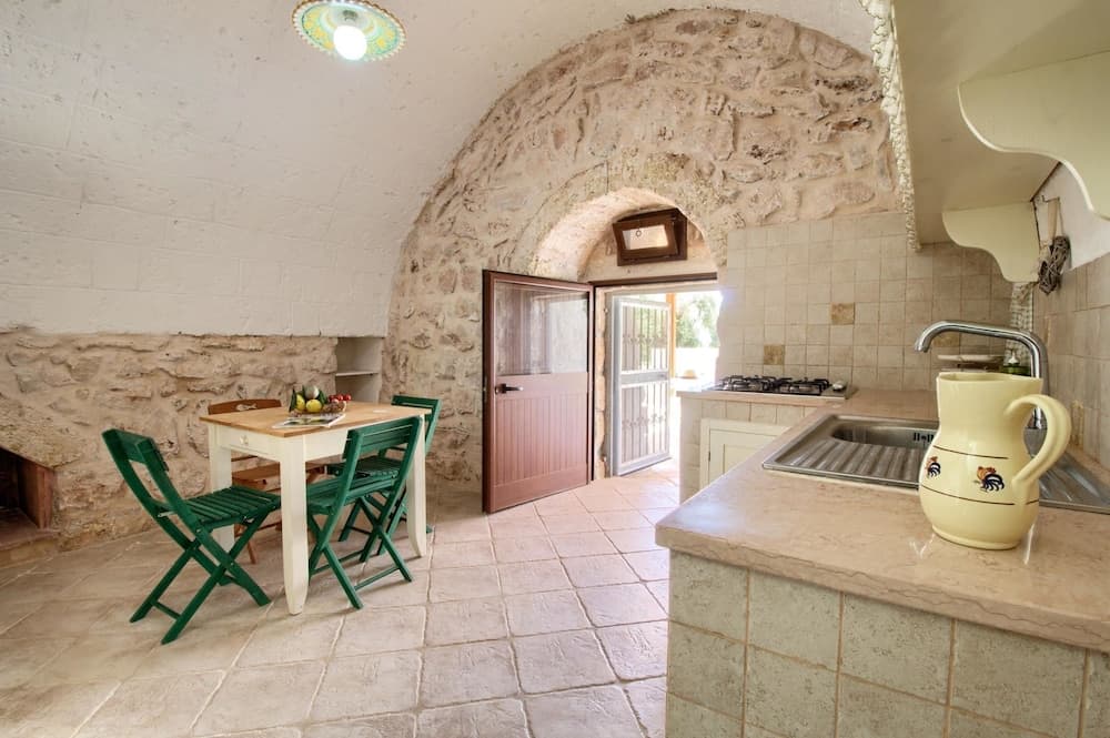 Maggiore Beach Trulli