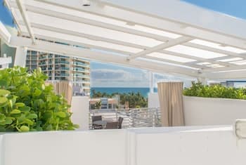 Penthouse De Soleil South Beach - On Ocean Drive Miami Beach Studio Bedroom Condo by Redawning