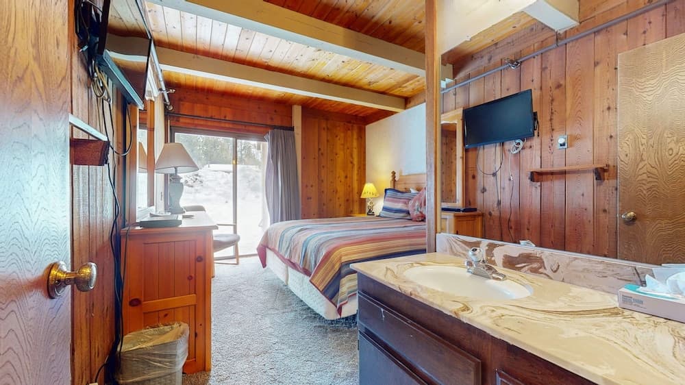 Villa de los Pinos 30 Great Complex Amenities, Walk to Town by RedAwning