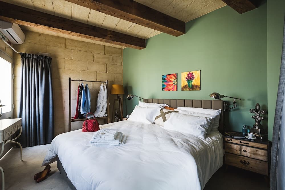 Talbot and Bons Boutique Bed & Breakfast