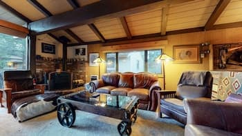 Villa de los Pinos 16 Rustic, Pet-friendly With Gorgeous Mountain Views by Redawning